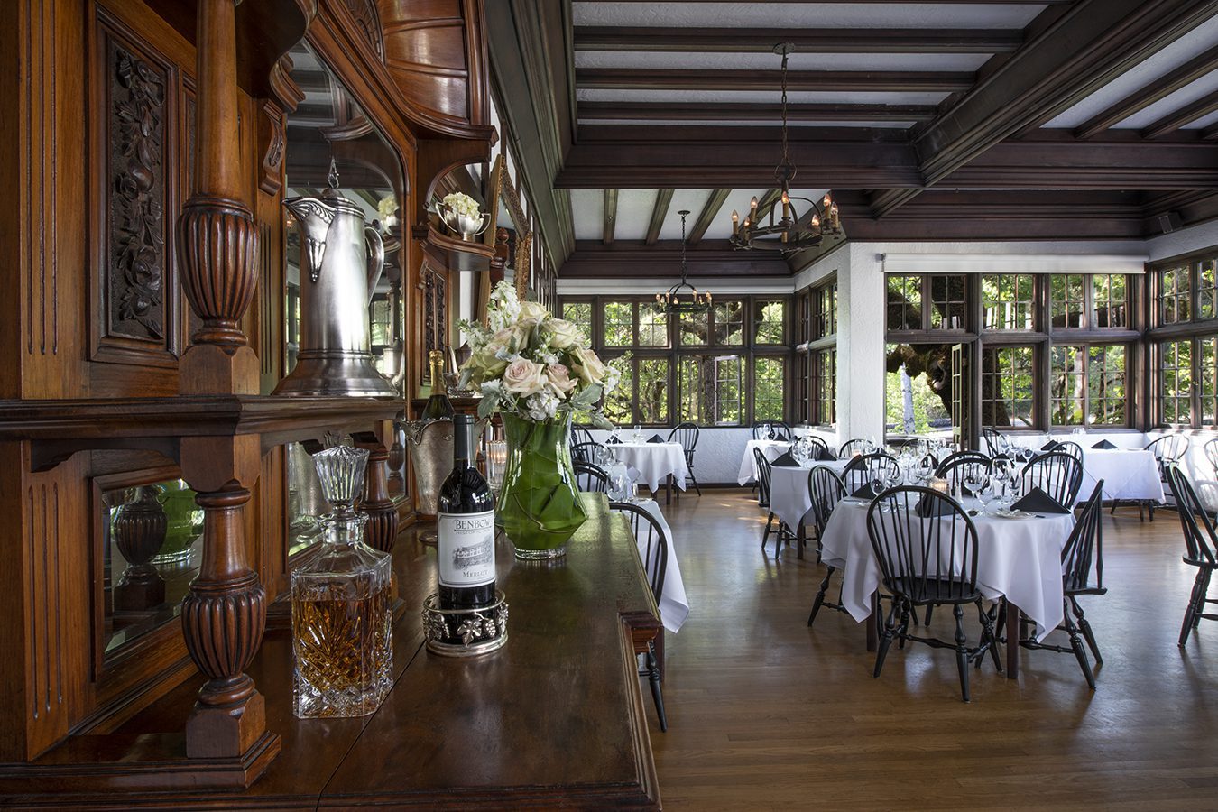 dining room at benbow inn