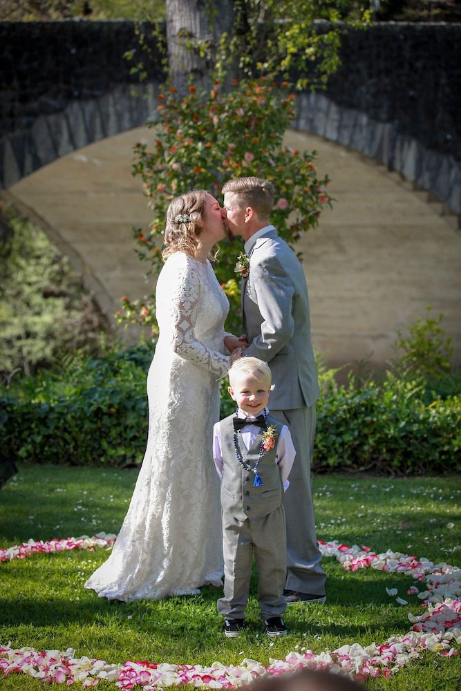 hanna-and-ryan-wedding-benbow-inn-moonstone-images-photography